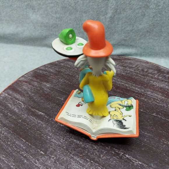 Dr. Seuss Cat In The Hat Figurine With Green Eggs & Ham Statue - Picture 7 of 9